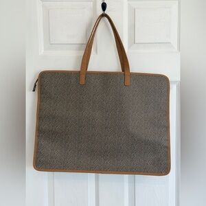 Elegant Tan and Black Travel Bag